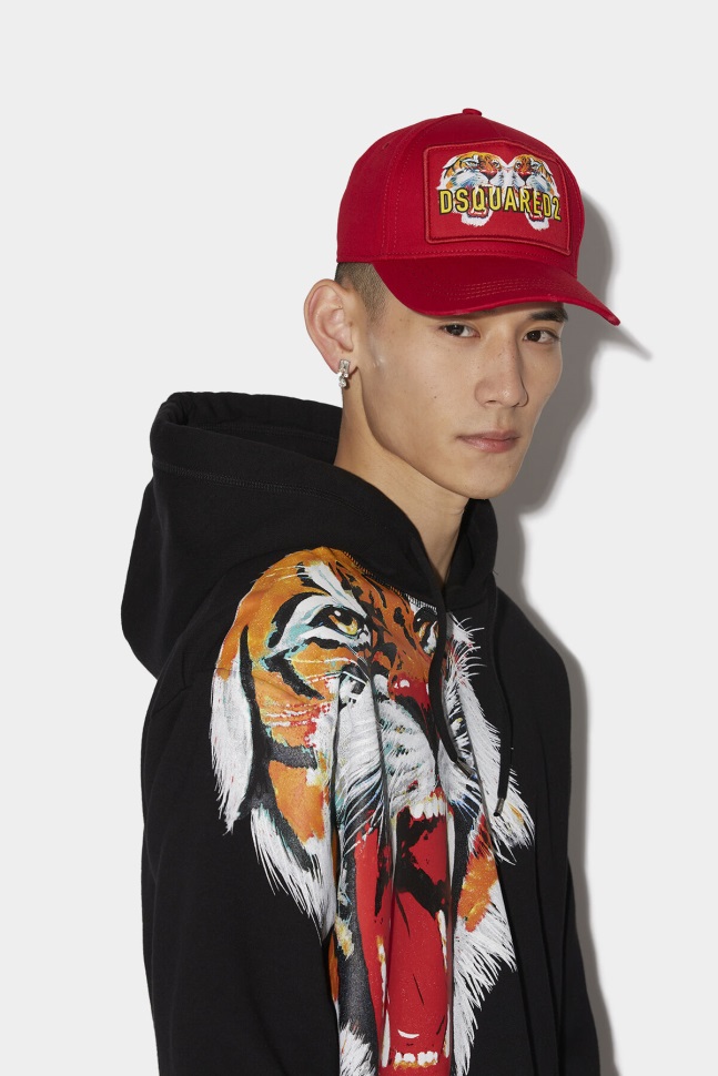 dsquared2_iconic_chinese_ny_baseball_cap_black.jpg Dsquared2 Iconic Chinese NY Baseball Cap BLACK - Image 1