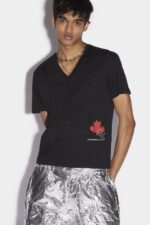 Dsquared2 Iconic Click Leaf Box V-Neck T-Shirt