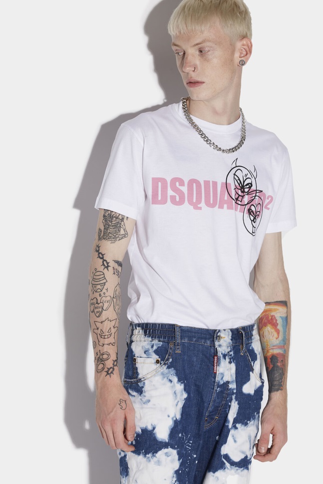 dsquared2_iconic_doodle_face_logo_t_shirt.jpg Dsquared2 Iconic Doodle Face Logo T-Shirt - Image 1
