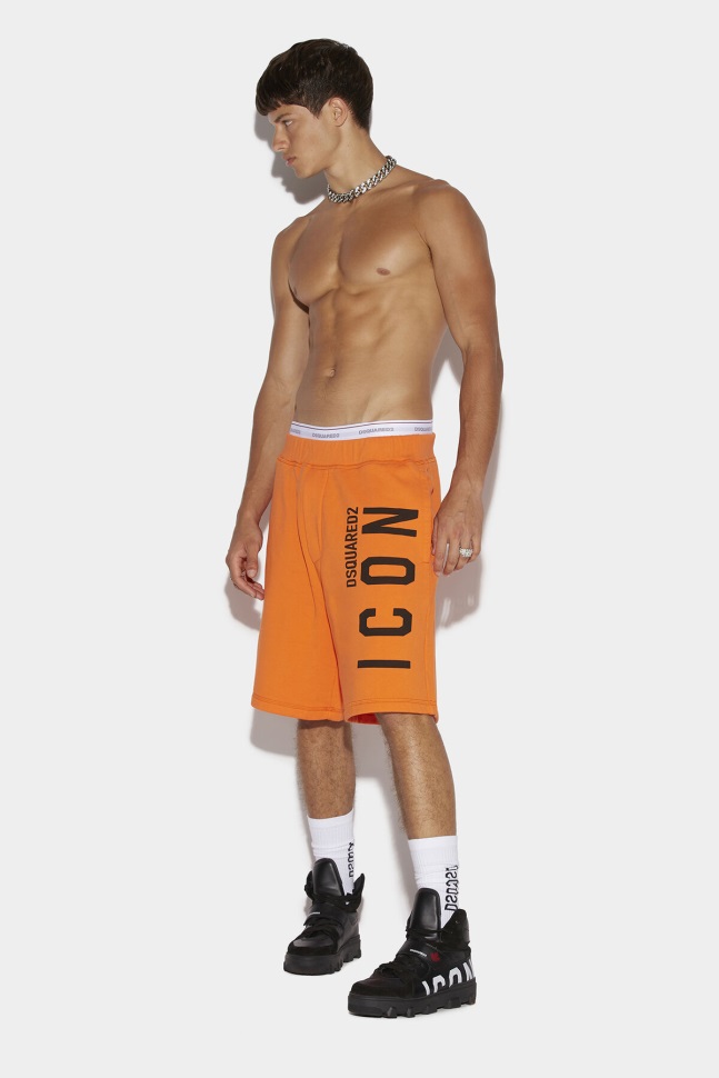 dsquared2_iconic_icon_relax_shorts_white_fantasy.jpg Dsquared2 Iconic Icon Relax Shorts WHITE/FANTASY - Image 1