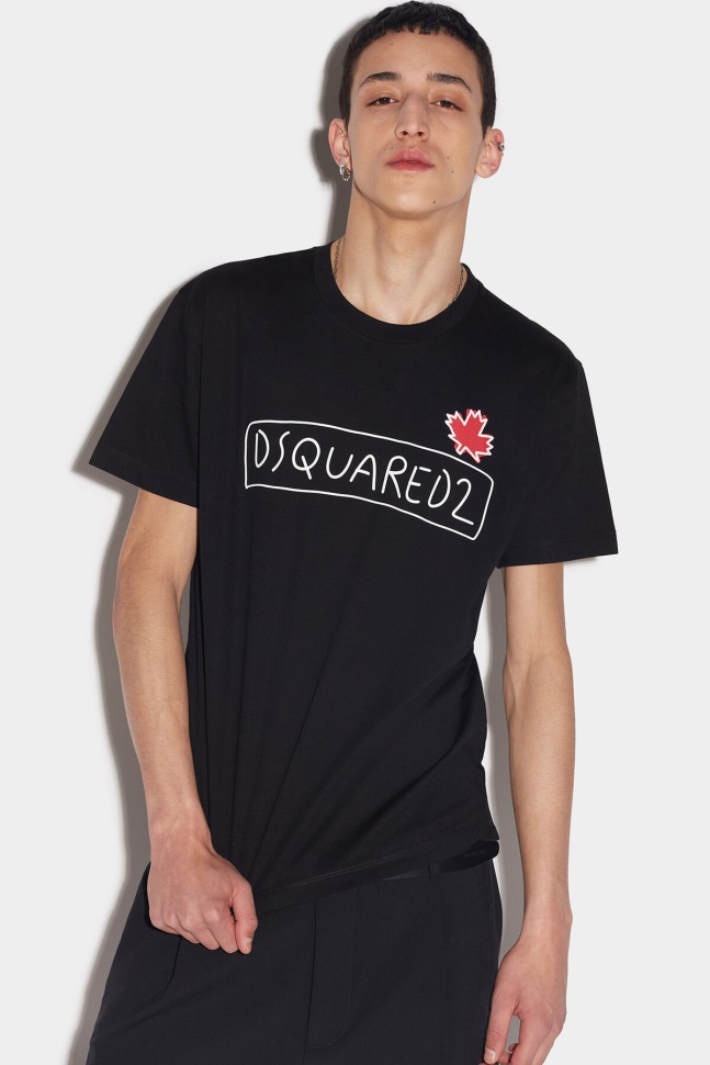 dsquared2_iconic_logo_supercrew_t_shirt.jpg Dsquared2 Iconic Logo Supercrew T-Shirt - Image 1