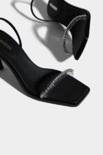 Dsquared2 Iconic WHITE Cassandra Heeled Sandals D2 - Image 4